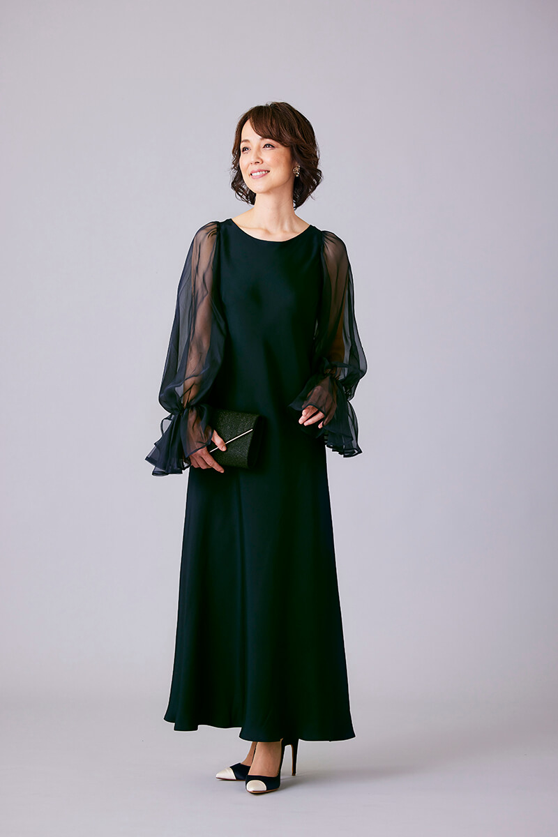 TOSCA SPOSE（トスカ・スポーザ）のシルクサテンロングドレス